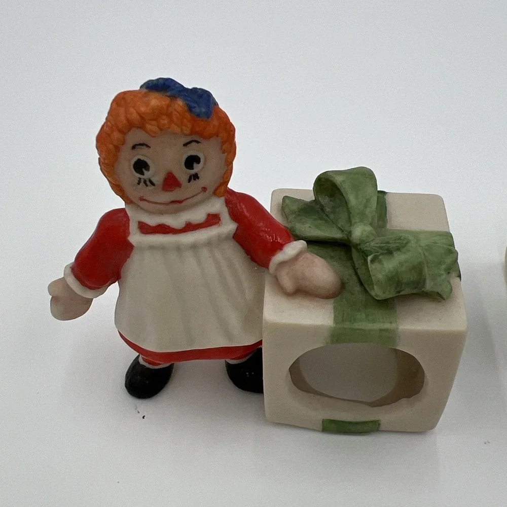 Raggedy Ann and Andy Ceramic Napkin‎ Rings Vintage Christmas Holiday Set of 2